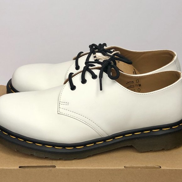 Unisex Dr. Martens 1461 Smooth Oxford Shoe - Picture 6 of 8